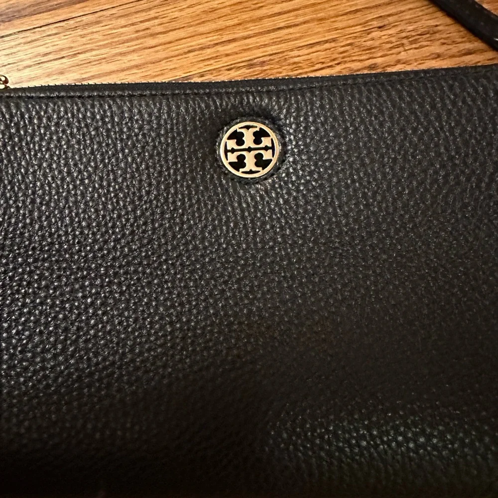 Tory Burch Black Crossbody Bag - Picture 4 of 6